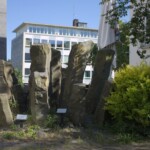 Basaltskulpur in der Treppenstraße Basaltskulpur in der Treppenstraße